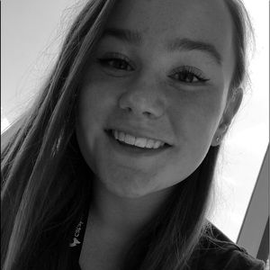 Meet your Posher, Ally